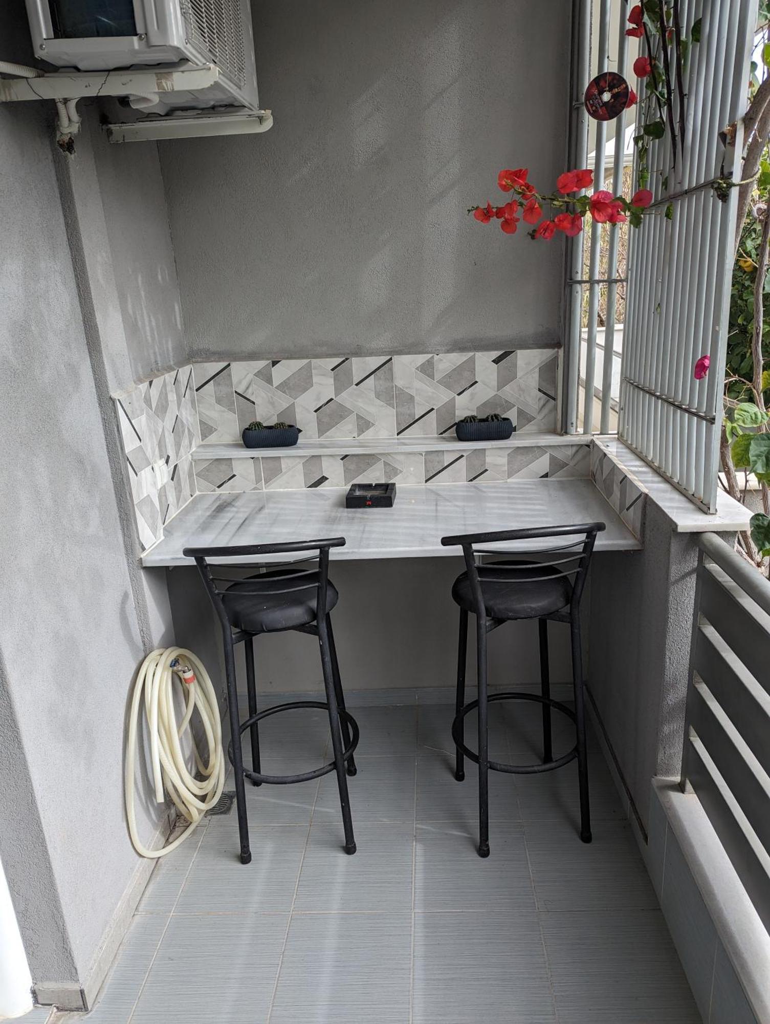 Modern Quiet Luxury Apartment Patra Exterior photo